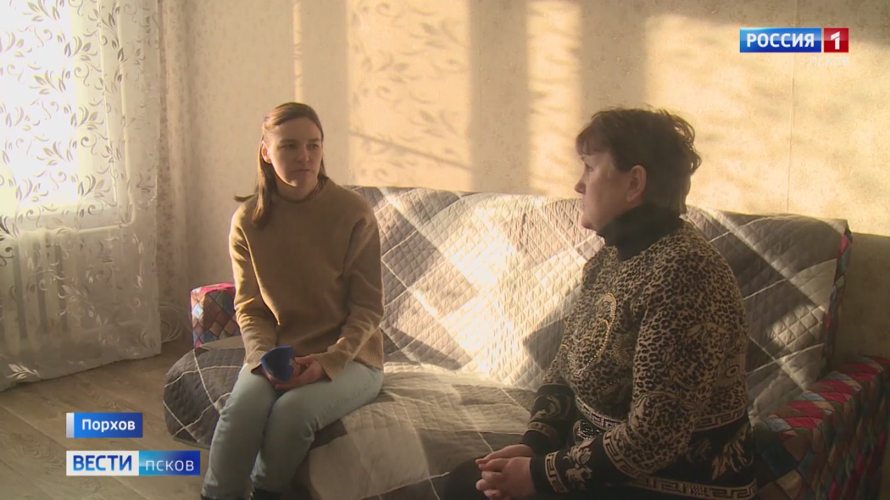 В Порховском округе расселили аварийный дом в деревне Заольшаг