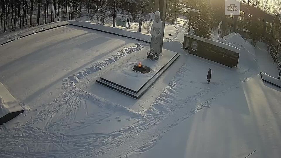 ������� ������ �������� ����� ������� ���� � ������ ����� ������������ �������