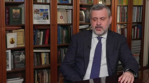 Причины нападений в школах связаны с качеством образования и семейного воспитания, заявил в интервью ТАСС Владимир Легойда