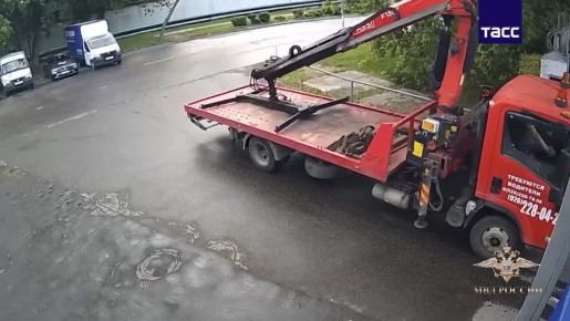 Подозреваемый в краже 26 иномарок из автосалона задержан в Москве, сообщили в МВД