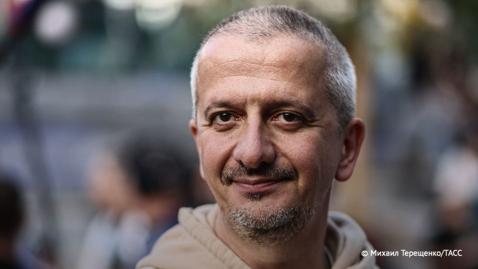 ���������� ��������� �������� �. �. ������� �����-������ ����, �������� ��������