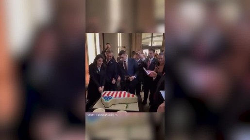 ������������� �������� � ����� ���� � ���� ���������� � ������������ �� ��� ������������ ������, �������� The i Paper