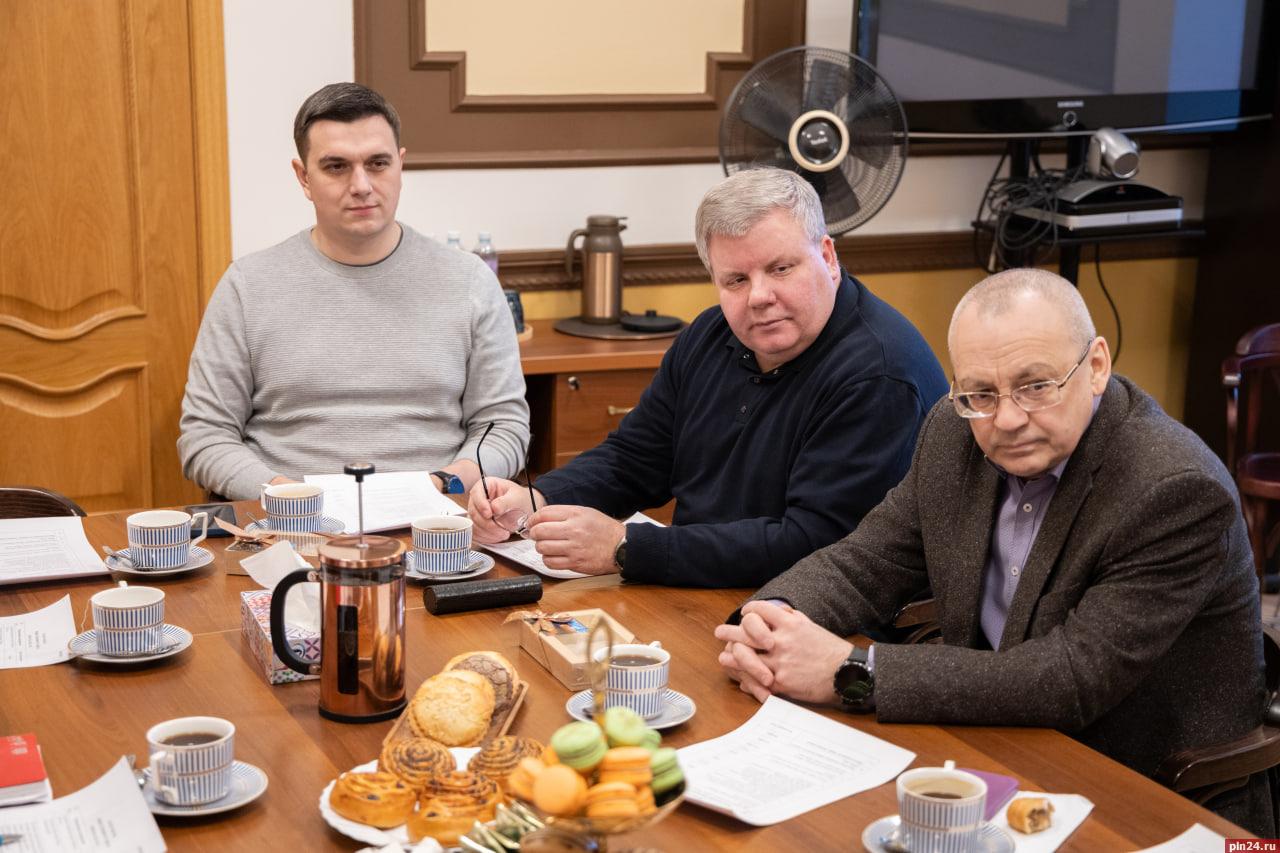 «ПолитЗабег» и форум ТИК: Общественный совет при псковском избиркоме поделился планами на 2026 год «ПолитЗабег» и форум ТИК: Общественный совет при псковском избиркоме поделился планами на 2026 год