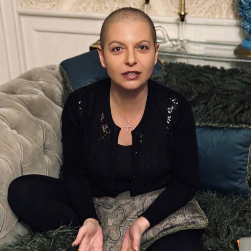 «Ничего не бойтесь». Борющаяся с раком Маргарита Симоньян впервые показала себя без парика