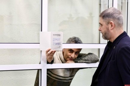 Следствие просит суд продлить арест Льву Шлосбергу*