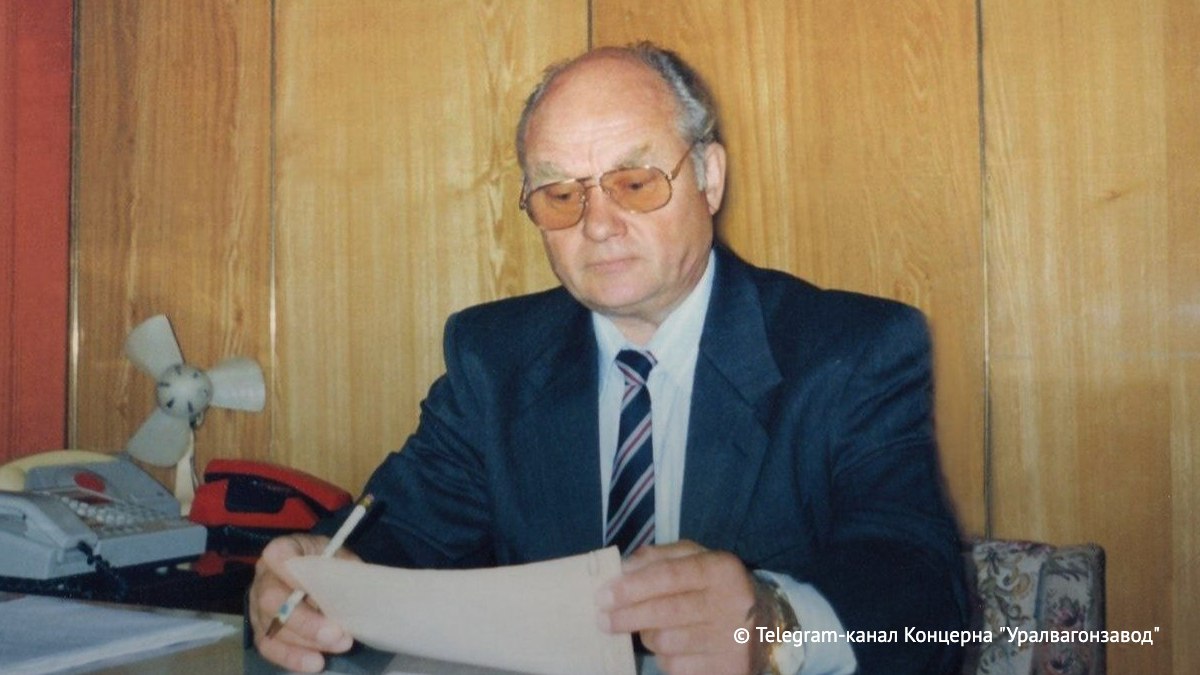 Конструктор бронетанковой техники, один из создателей танка Т-90, Николай Молодняков умер на 89-м году жизни, сообщили в концерне "Уралвагонзавод"