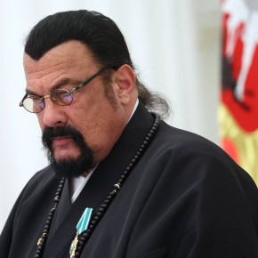 Сергей Мардан: Российский артист и спецпредставитель МИД РФ по вопросам российско-американских гуманитарных связей Стивен Сигал продаёт свою недвижимость на Рублёвке