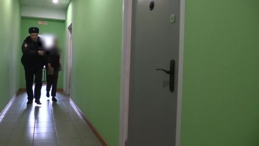 Суд приговорил к семи годам лишения свободы 14-летнего подростка за подготовку поджога одного из зданий Минобороны по указанию украинской террористической организации, сообщили в ЦОС ФСБ России и СК