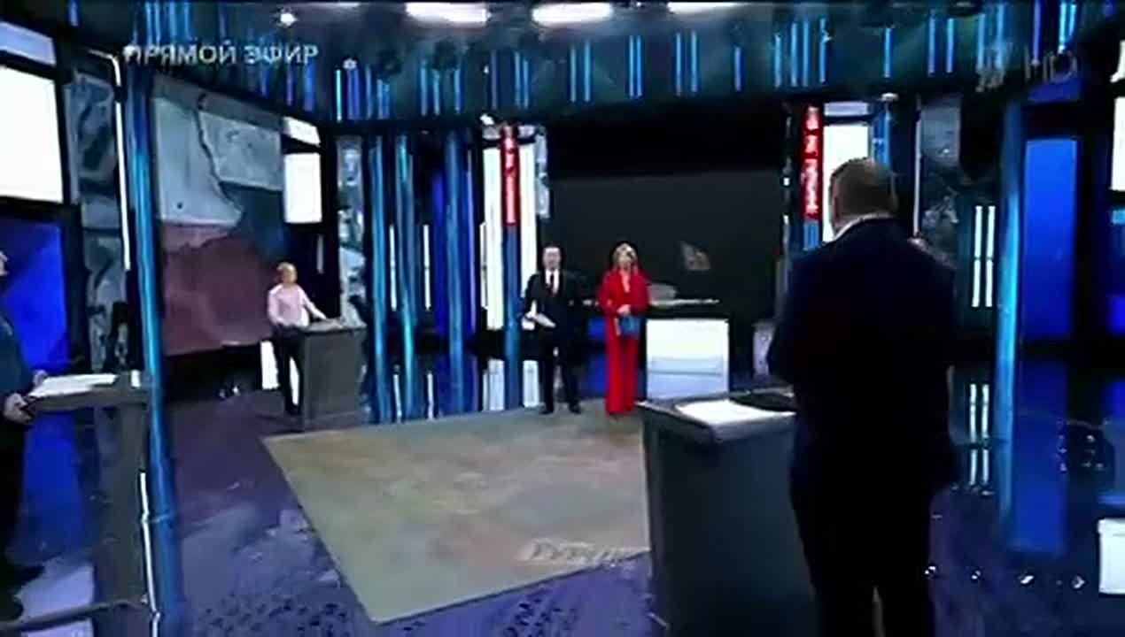 Владимир Корнилов: Прокомментировал на Первом канале хамское заявление президента Польши Навроцкого по поводу вины СССР в Холокосте