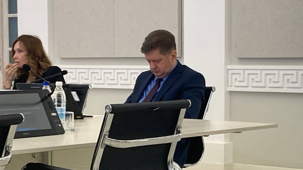 Прав был депутат Маковский, когда предложил создать «Нейроминистра» в Псковской области