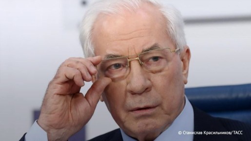 Вся политика Зеленского сводится к тому, чтобы максимально затянуть мирные переговоры, заявил ТАСС Николай Азаров