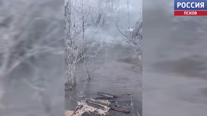 В Пскове идут восстановительные работы на магистральном водоводе