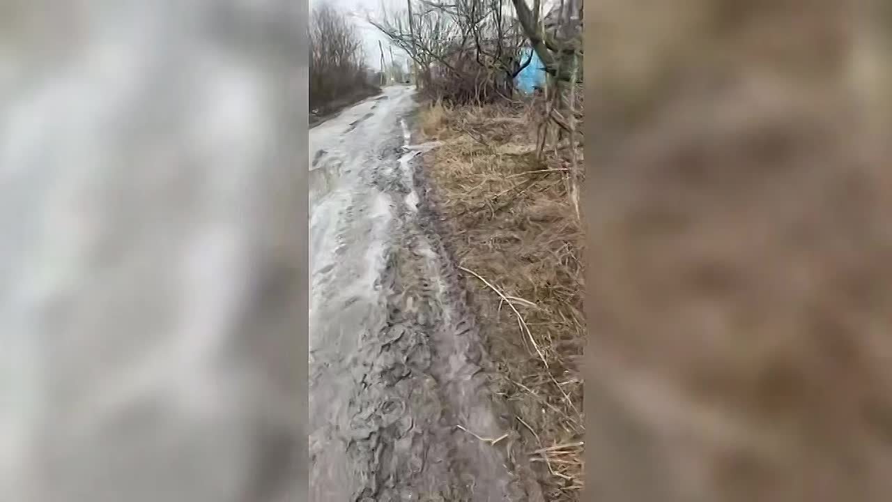 В ответ на видео ВСУ на ВСУ из Купянск-Узловой из Купянск-Узловой ВС РФ выложили свое видео из Купянск-Узловой с улицы Ивана Франко