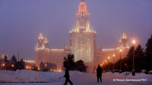 Мороз в Московском регионе может окрепнуть до минус 26 градусов предстоящей ночью, сообщили ТАСС в Гидрометцентре РФ. Вероятен небольшой снег