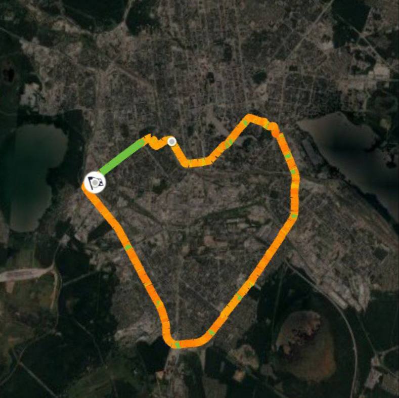 Маршрут любви: екатеринбурженка пробежала 25,5 км за три часа, нарисовав огромную валентинку в виде сердца на карте