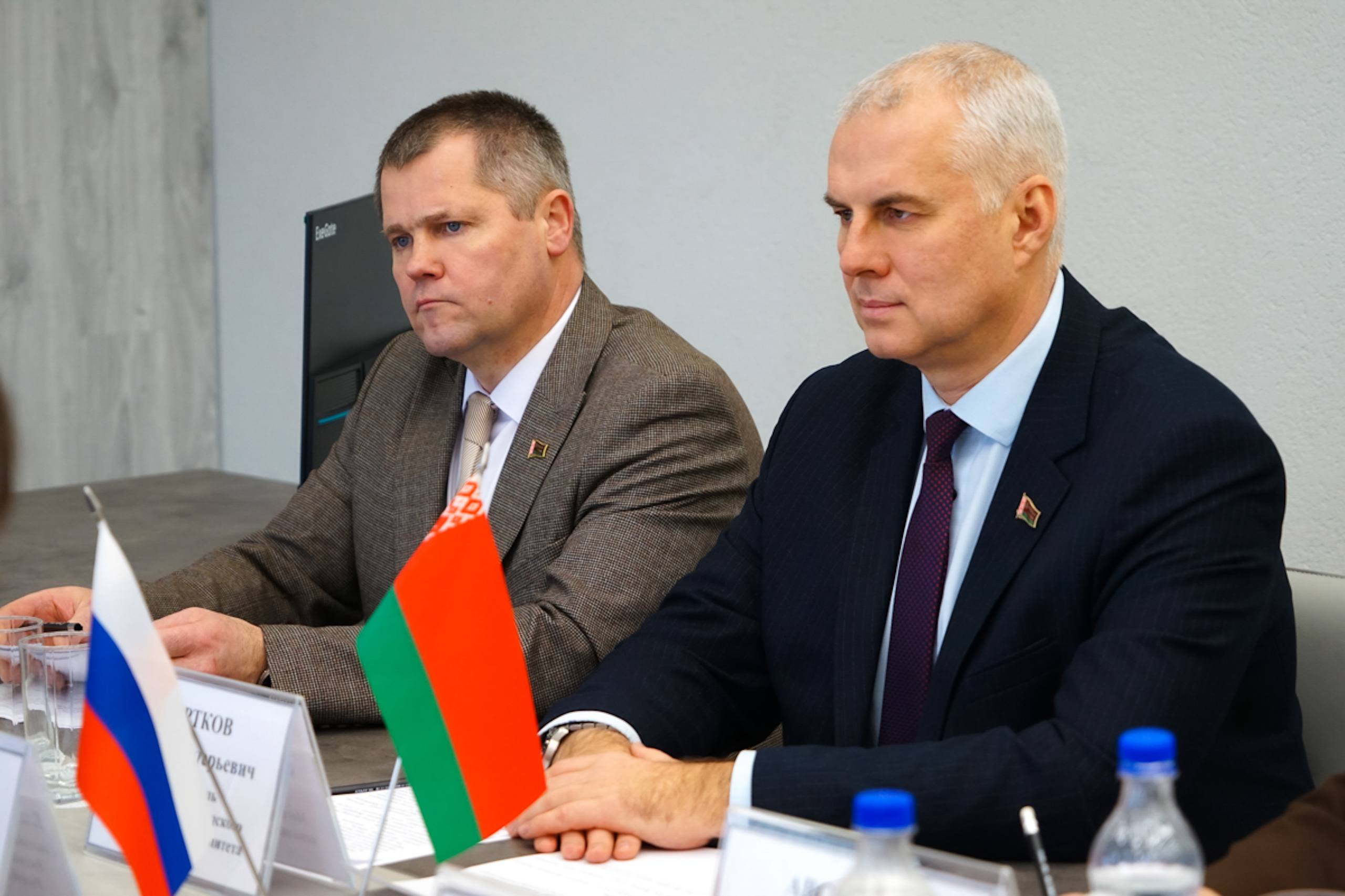 Делегация Посольства России во главе с советником-посланником Владимиром Ваньке посетила с рабочим визитом Могилёв Делегация Посольства России во главе с советником-посланником Владимиром Ваньке посетила с рабочим визитом Могилёв