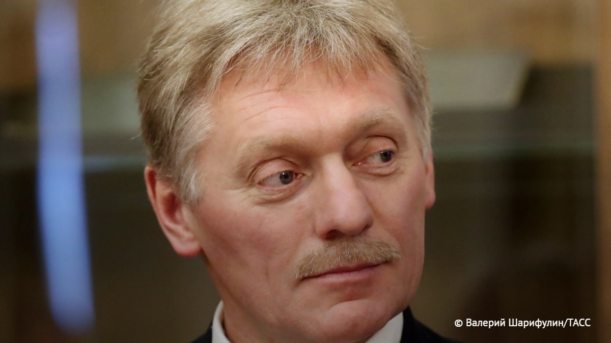 Кремль не планирует судиться из-за масок с лицом Путина, если нет признаков оскорбления личности