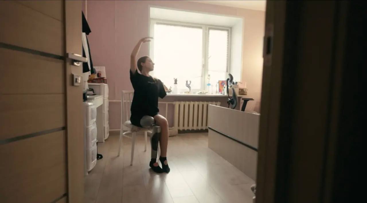 Начались съемки документального кинопроекта"Полина", который покажет историю невероятной силы духа и мужества девушки из Горловки, Полины Гладких