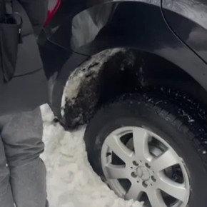 Mercedes ������ � ������� ����������� � �������������