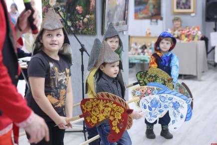 «Ах, Маслёна, красота!» — Масленица в Доме офицеров Пскова