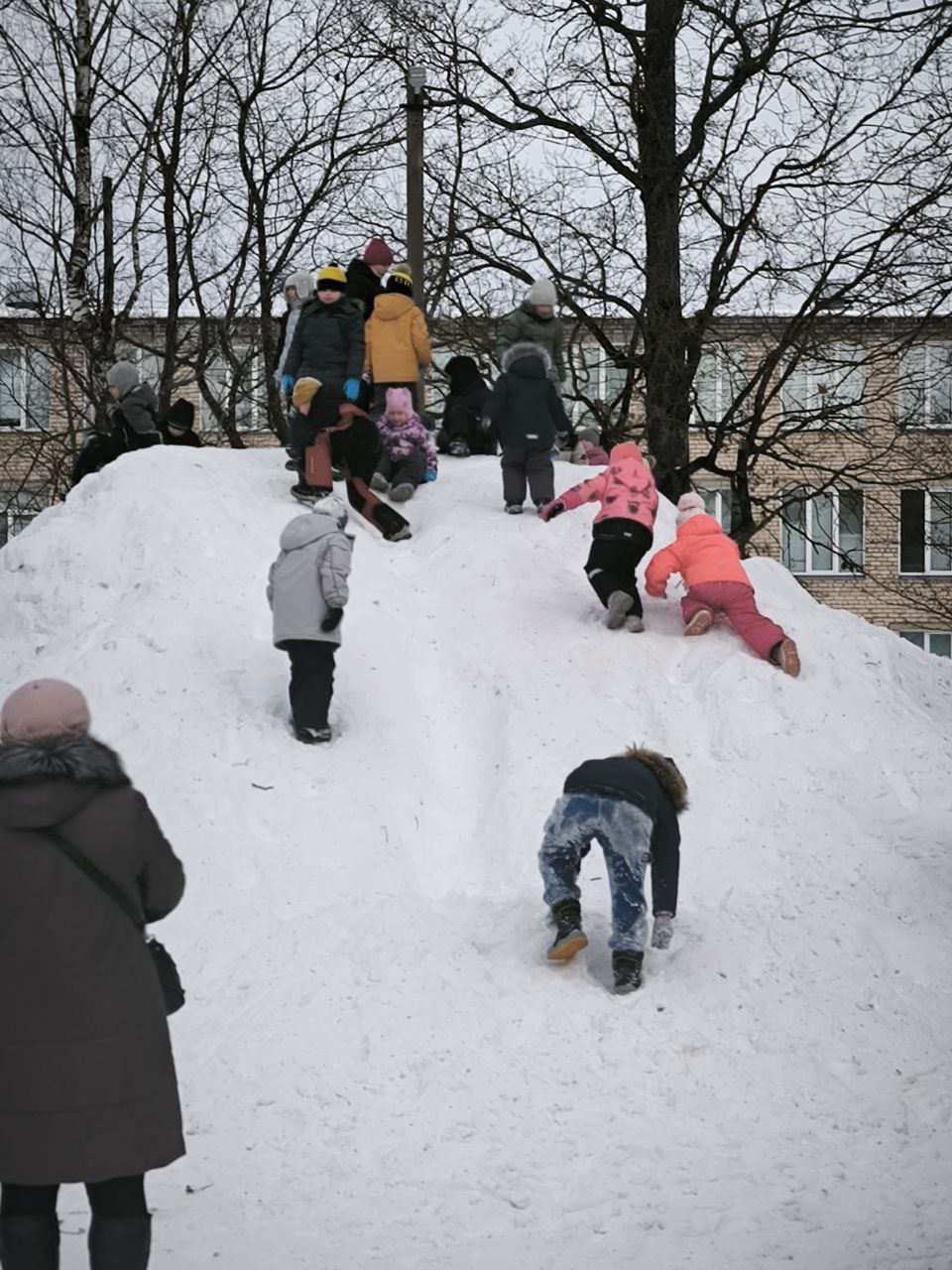 Вера Кондратьева: КАК МЫ ЗИМУ ПРОВОЖАЛИ. Сегодня жители и гости города провожали зиму Вера Кондратьева: КАК МЫ ЗИМУ ПРОВОЖАЛИ. Сегодня жители и гости города провожали зиму