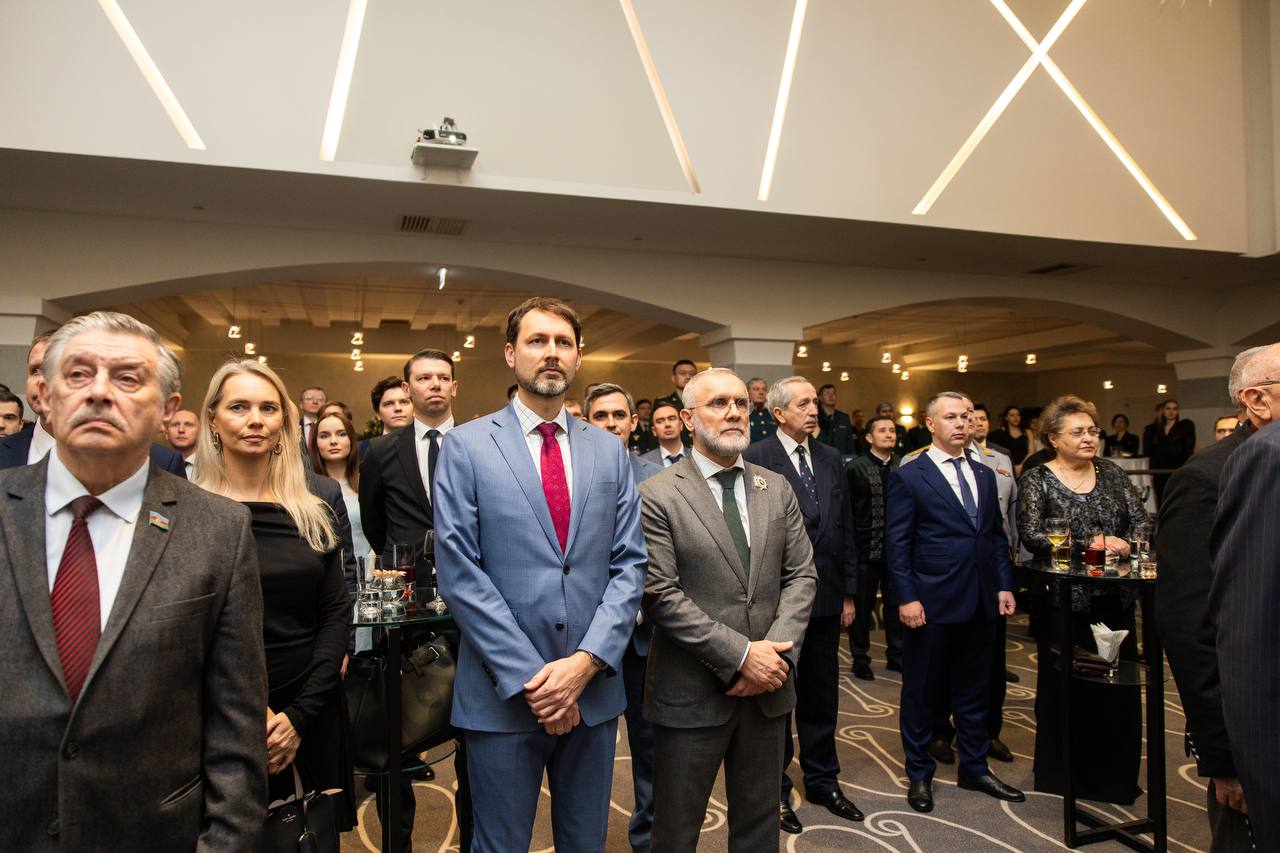 19 февраля в Баку состоялся организованный аппаратом Атташе по вопросам обороны при Посольстве России в Азербайджане государственный приём по случаю Дня защитника Отечества 19 февраля в Баку состоялся организованный аппаратом Атташе по вопросам обороны при Посольстве России в Азербайджане государственный приём по случаю Дня защитника Отечества