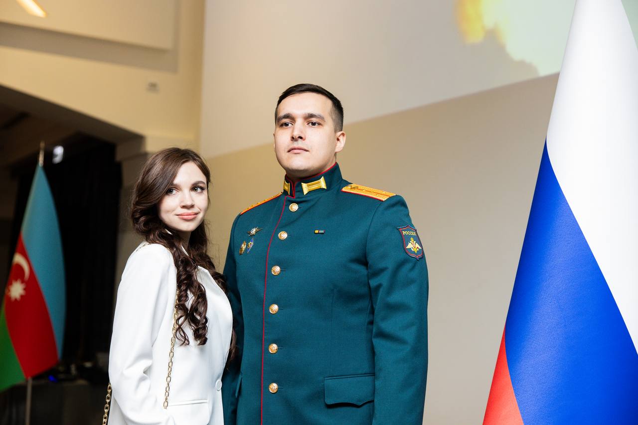 19 февраля в Баку состоялся организованный аппаратом Атташе по вопросам обороны при Посольстве России в Азербайджане государственный приём по случаю Дня защитника Отечества 19 февраля в Баку состоялся организованный аппаратом Атташе по вопросам обороны при Посольстве России в Азербайджане государственный приём по случаю Дня защитника Отечества