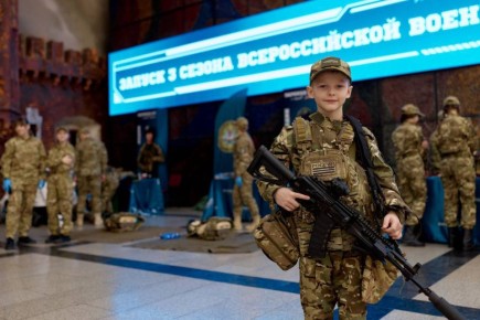Юрий Котенок: День Защитника Отечества: в Музее Победы дан старт третьему сезону "Зарницы 2.0"