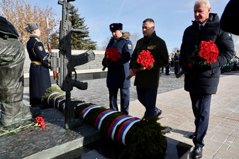 Псковская область отмечает День защитника Отечества, вспоминая мужество и героизм тех, кто в разные исторические времена отстаивал свободу и независимость нашей Родины Псковская область отмечает День защитника Отечества, вспоминая мужество и героизм тех, кто в разные исторические времена отстаивал свободу и независимость нашей Родины