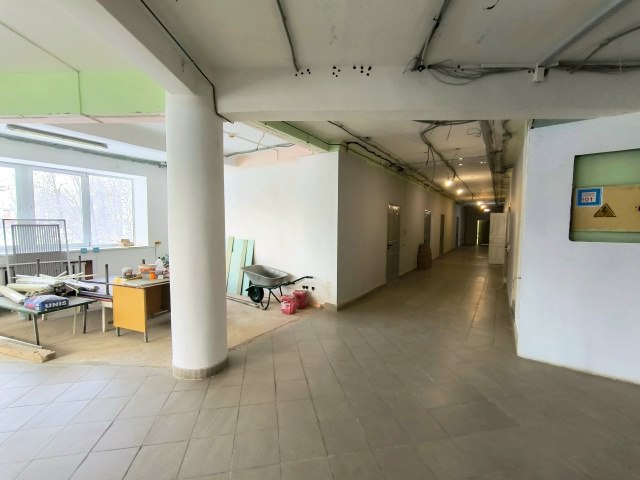 В Великолукском филиале Псковской областной больницы продолжается ремонт помещений под отделение реабилитации