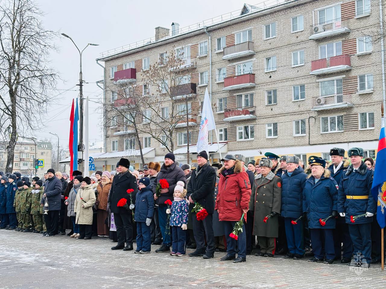 Прошла памятная церемония ко Дню защитника Отечества Прошла памятная церемония ко Дню защитника Отечества