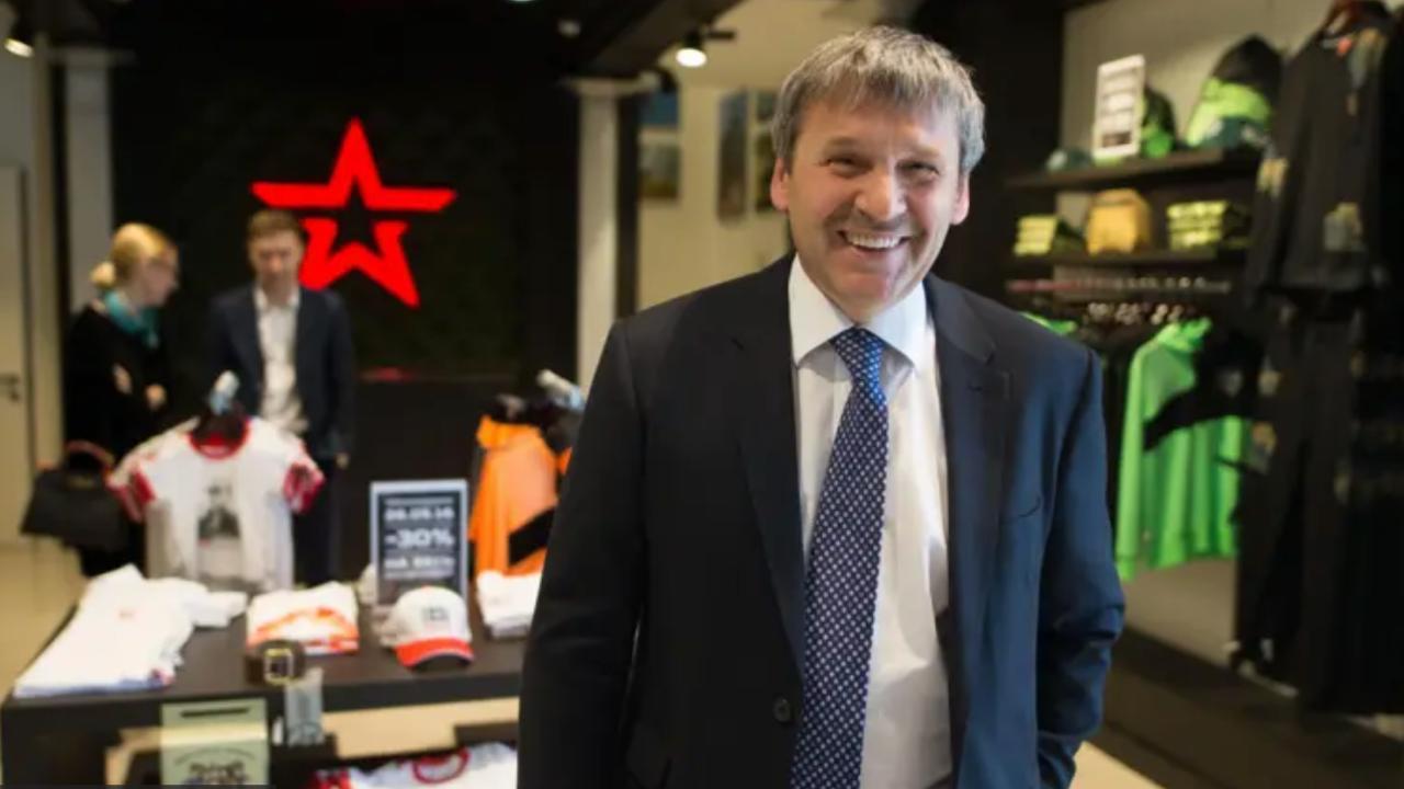 Армейский общак Павлова: экс-главе «Военторга» светит 20 лет тюрьмы за грабеж государства на 2 миллиарда Армейский общак Павлова: экс-главе «Военторга» светит 20 лет тюрьмы за грабеж государства на 2 миллиарда