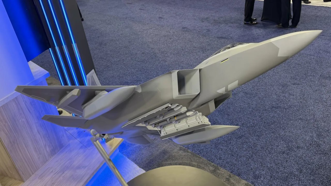 F-22 “Raptor 2.0”: Lockheed Martin показала обновленный облик флагмана американской боевой авиации F-22 “Raptor 2.0”: Lockheed Martin показала обновленный облик флагмана американской боевой авиации