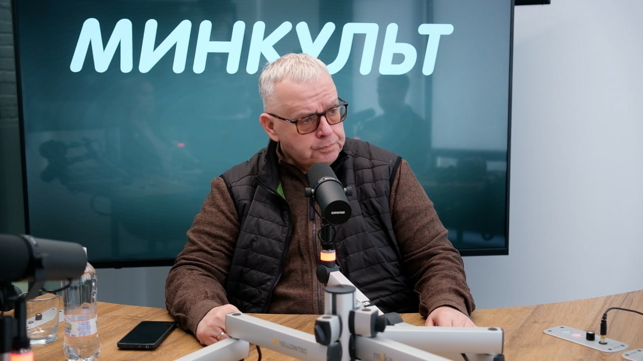 Культура образования и интеллекта, Реальные факты против фантазий, влияние технологий и смерти печатных медиа, которая «не наступит»