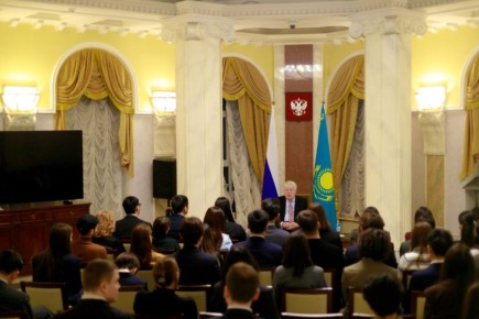 Будущие дипломаты посетили Посольство России в Астане