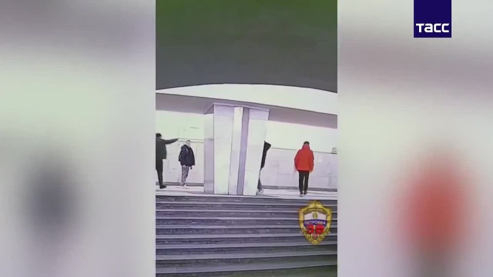 ���� ������ ������ ��������� �� ������� "�����-�����", � ����� ������� � ���� ������� �����