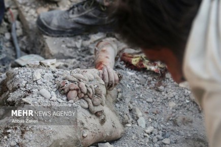 Следы "гуманитарной интервенции" в Минабе