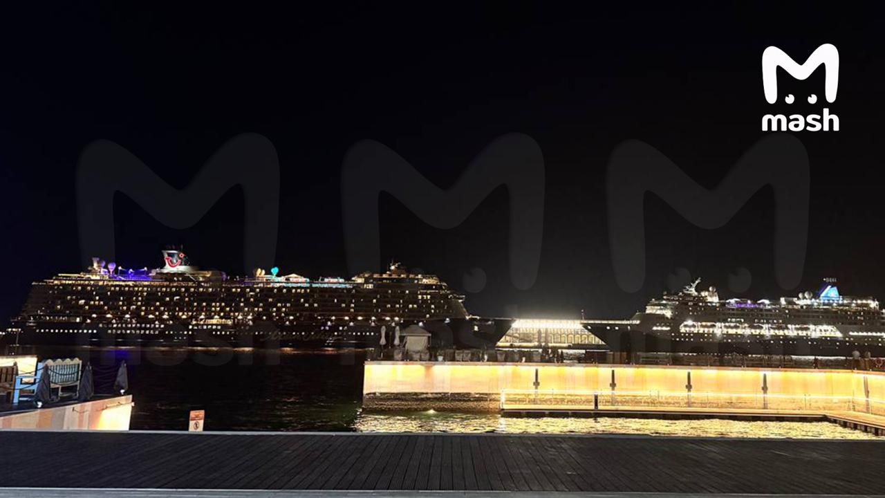 Туристы из России пытаются выехать из ОАЭ на круизных лайнерах после закрытия аэропортов из-за атак Ирана Туристы из России пытаются выехать из ОАЭ на круизных лайнерах после закрытия аэропортов из-за атак Ирана