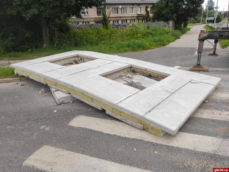 Самые запомнившиеся дорожные происшествия 2025 года Самые запомнившиеся дорожные происшествия 2025 года