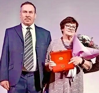 Медали "50 лет совместной жизни" от имени губернатора вручены трем семейным парам из Псковского района Медали "50 лет совместной жизни" от имени губернатора вручены трем семейным парам из Псковского района