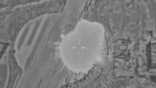 Израиль заявил об уничтожении двух старых иранских "Фантомов" на авиабазе в Тебризе