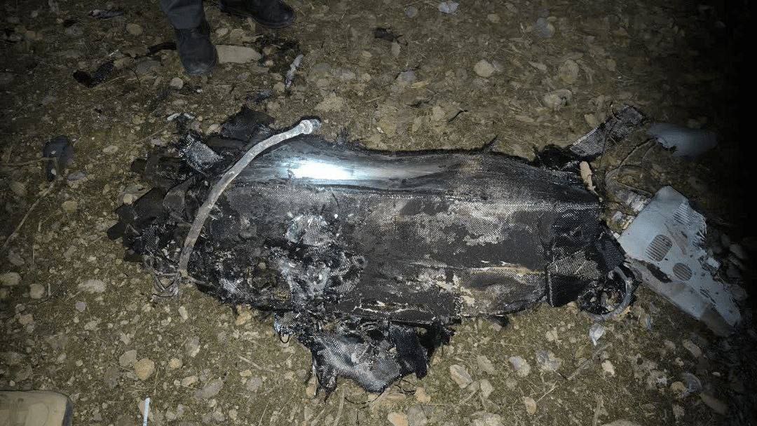 Обломки израильских беспилотников сбитых на западе Ирана в квадрате Хорремабада Обломки израильских беспилотников сбитых на западе Ирана в квадрате Хорремабада
