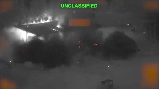 Удары США по каким-то старым иранским самолетам и по нескольким "Шахедам" (стоимость ракеты прилетевшей по "Гераням" явно кратно больше, чем стоят сами "Шахеды")