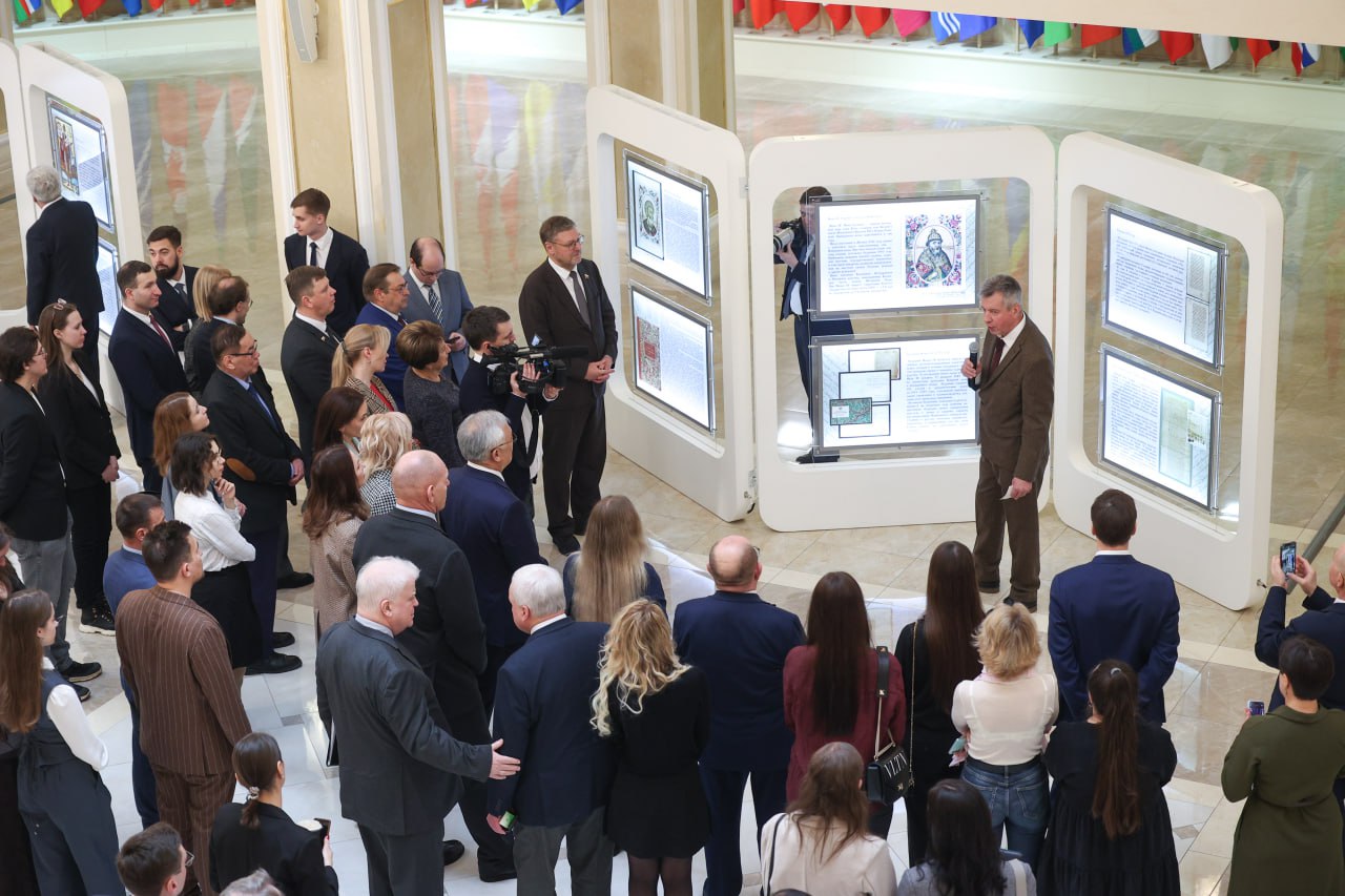 В Совете Федерации стартовал научно-культурный проект, посвящённый истории российской государственности и отечественного парламентаризма — «Сенатские чтения» В Совете Федерации стартовал научно-культурный проект, посвящённый истории российской государственности и отечественного парламентаризма — «Сенатские чтения»