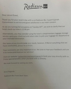 Власти Дубая обязали отели продлить проживание туристам, застрявшим из-за отмены рейсов