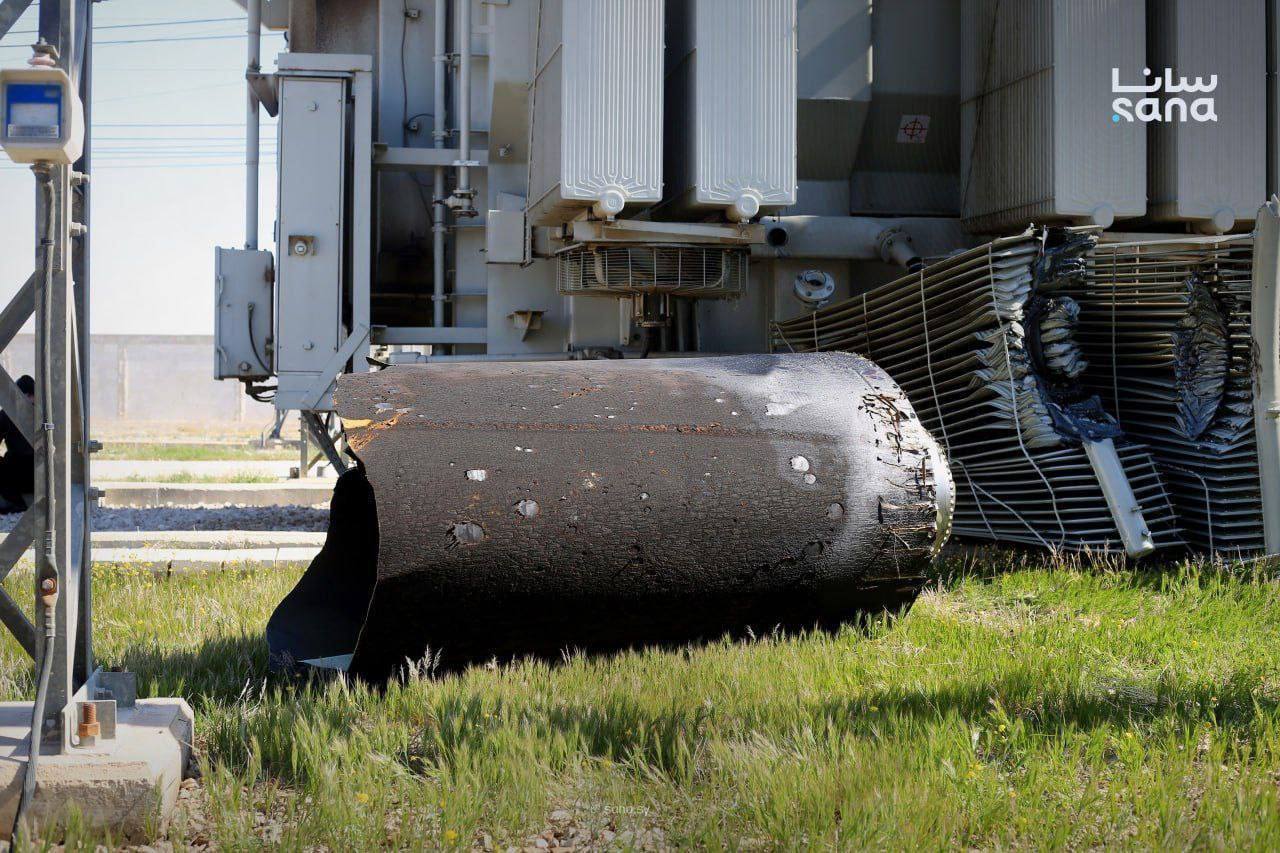 Обломки сбитой иранской ракеты повредили подстанцию в районе Дамаска