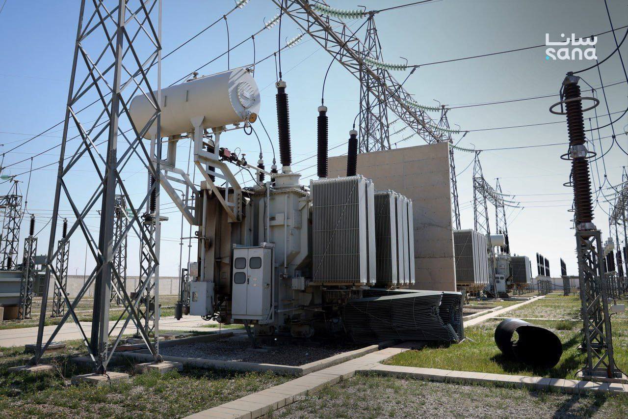 Обломки сбитой иранской ракеты повредили подстанцию в районе Дамаска Обломки сбитой иранской ракеты повредили подстанцию в районе Дамаска