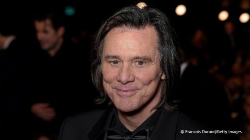 Специалист по жестам опроверг конспирологические теории о подмене Джима Керри