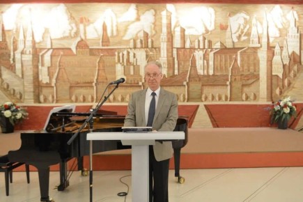 5 ����� � �������������� ��������� �������� �������, ����������� ���� �������� ����� � ��������� ���������� ���������� � ��� ��������� ��������� 23 ������� � �������������� �������� ��� 8 �����