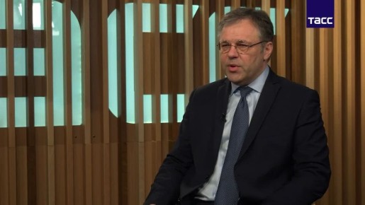 ����� �������������� ����� ������ � �����������